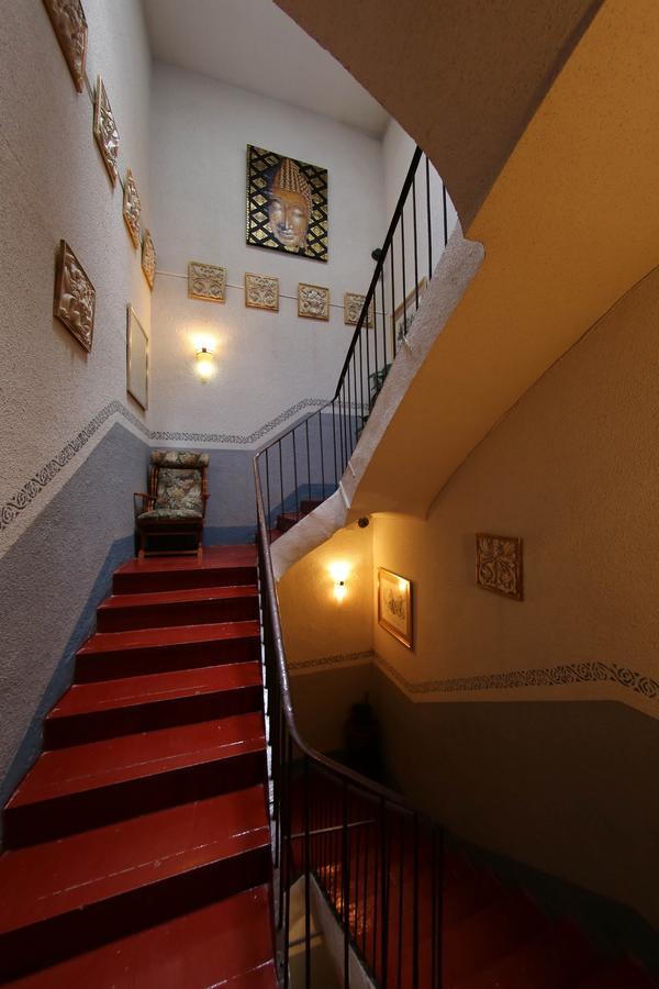 Hostal Santa Teresa Reus Bagian luar foto